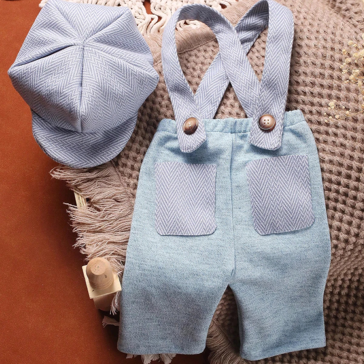 Newborn Suspender and Newsboy Hat Photoshoot Outfit Set