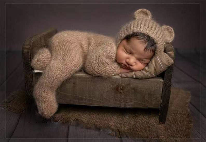 Newborn Wool Photoshoot Outfit and Hat Set