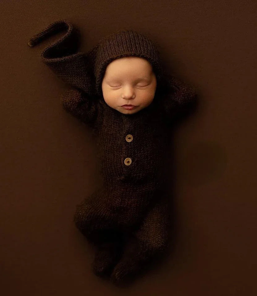 Newborn Wool Photoshoot Outfit and Hat Set